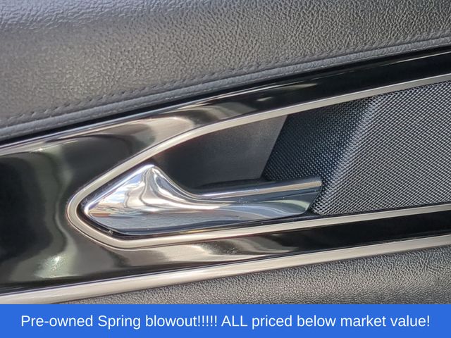 Used 2022 Gray Metallic Lincoln Reserve image 37