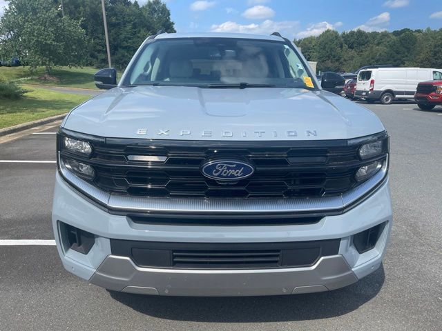 Used 2025 Gray Ford Platinum image 8