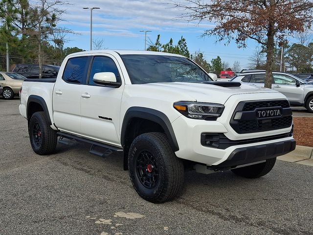 2023 Toyota Tacoma TRD Pro's photo