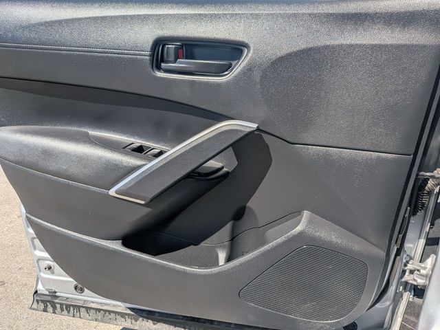 2024 Toyota Corolla Cross - Image 15