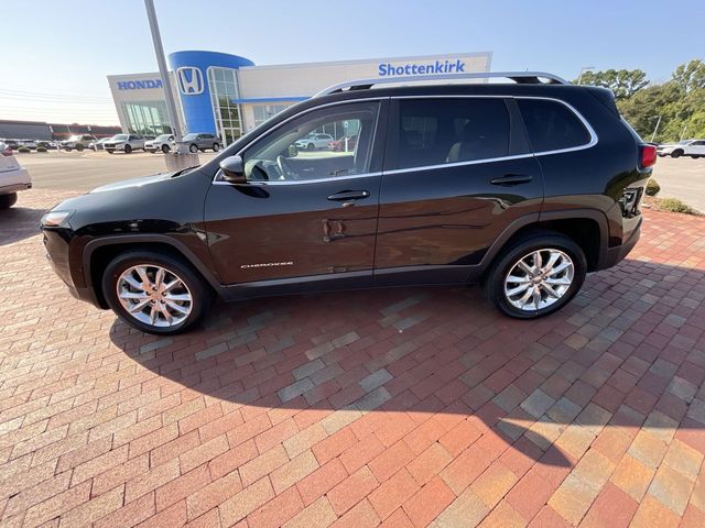 Used 2016 Jeep Cherokee SUV