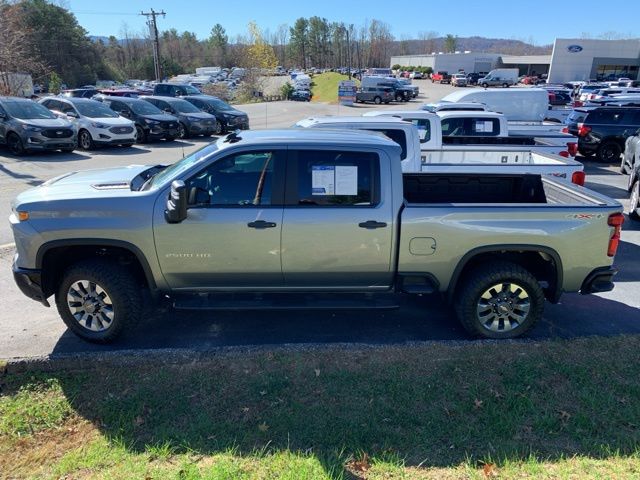 2024 Chevrolet Silverado 2500HD Custom 2