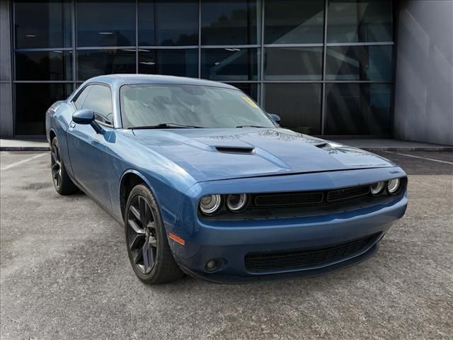 2021 Dodge Challenger SXT RWD