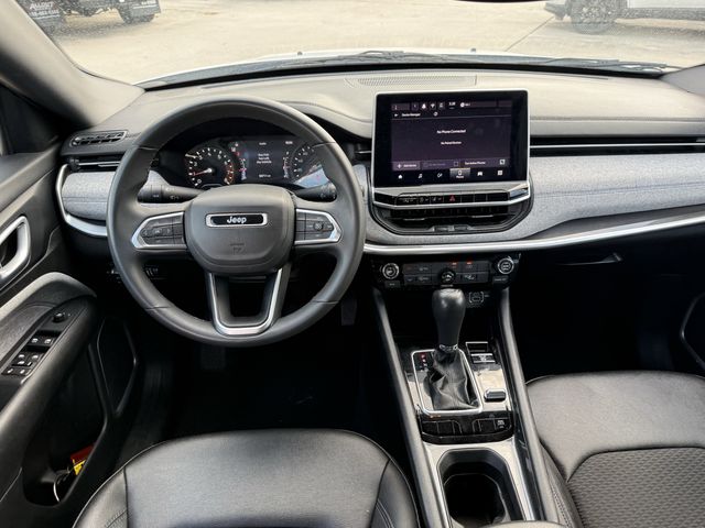 2024 Jeep Compass Latitude White/off-white at Joe Myers Mazda Kia