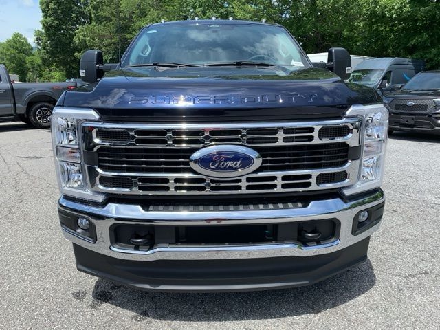 2024 Ford F-250SD XLT 8