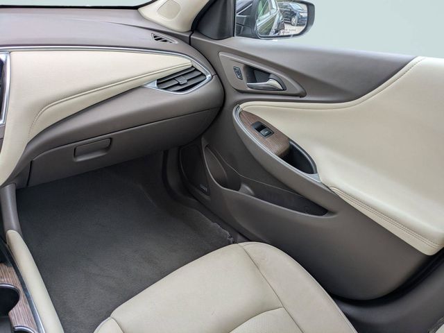 2024 Mosaic Black Metallic Chevrolet Malibu LT FWD Sedan