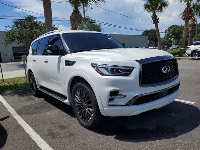 2022 INFINITI QX80 Premium Select 2