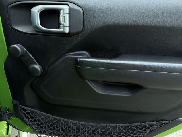 Used 2019 Green Jeep Unlimited Sport image 35