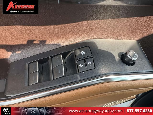 Used 2022 Toyota Highlander SUV