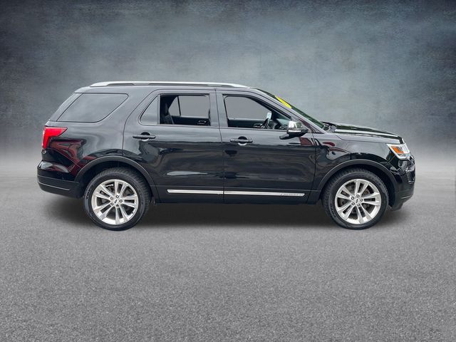 2019 Ford Explorer XLT 3