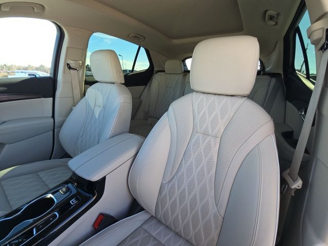 2023 Buick Envision Avenir:C02541