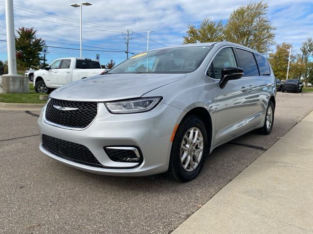 2024 Chrysler Pacifica