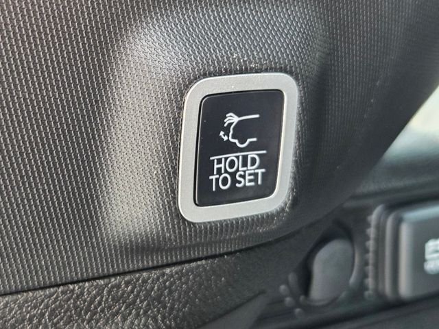 Used 2025 Jeep Grand Cherokee SUV