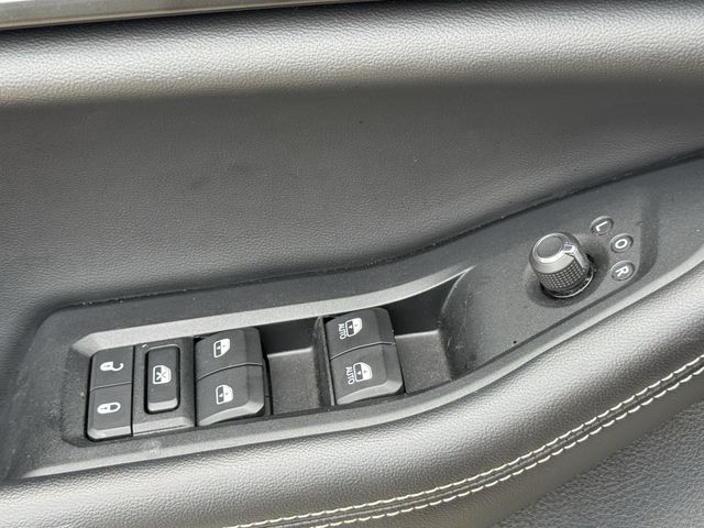 2023 Jeep Grand Cherokee L Altitude Silver at DeMontrond Gulf Freeway