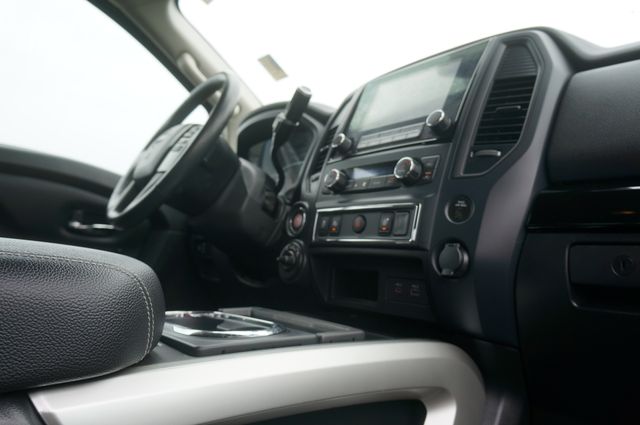 2024 Nissan Titan SV - Photo 42
