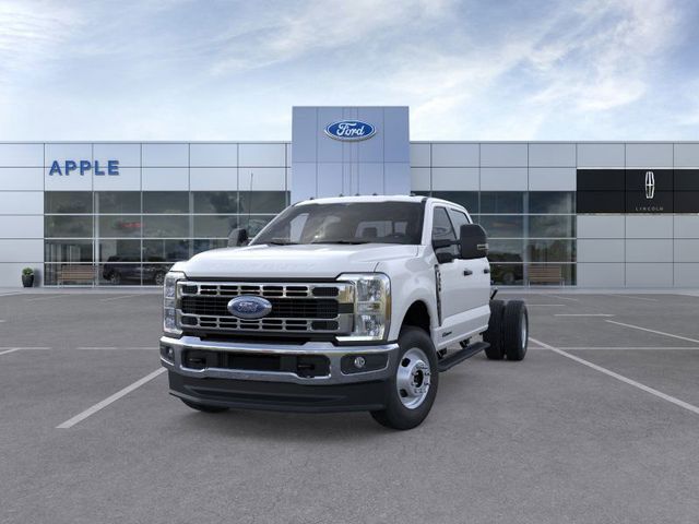 2026 Ford Super Duty F-350 DRW XL