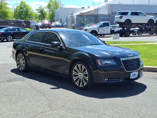 2013 Chrysler 300 - Image 5