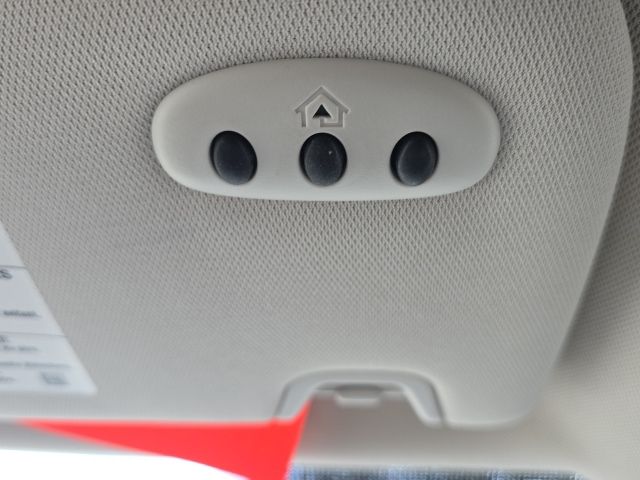 2022 Ford Edge Titanium:168337A