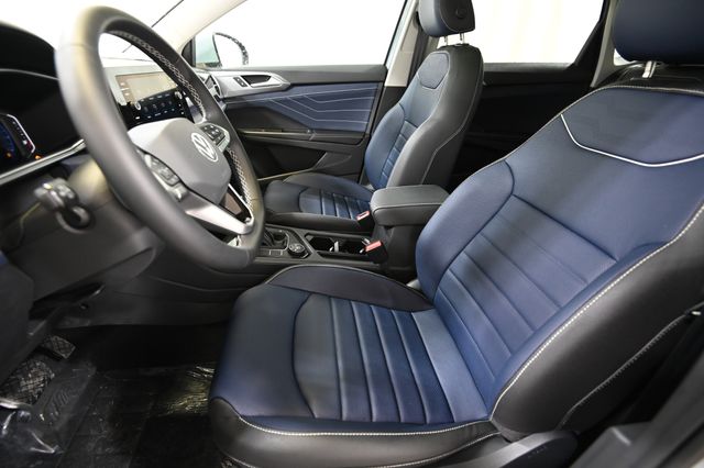 New 2026 Gray Volkswagen 1.5T SEL image 8