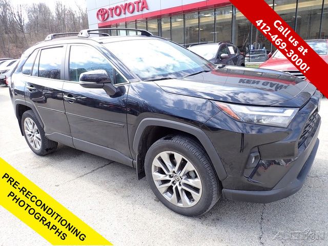 2022 Toyota RAV4 XLE Premium AWD