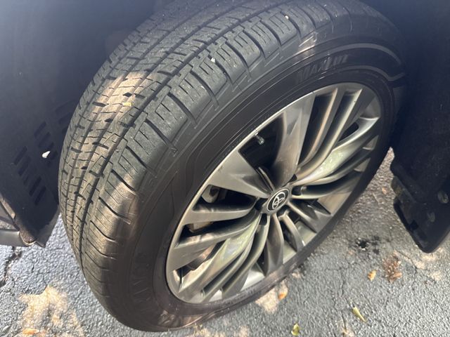 Used 2022  Toyota Platinum image 36