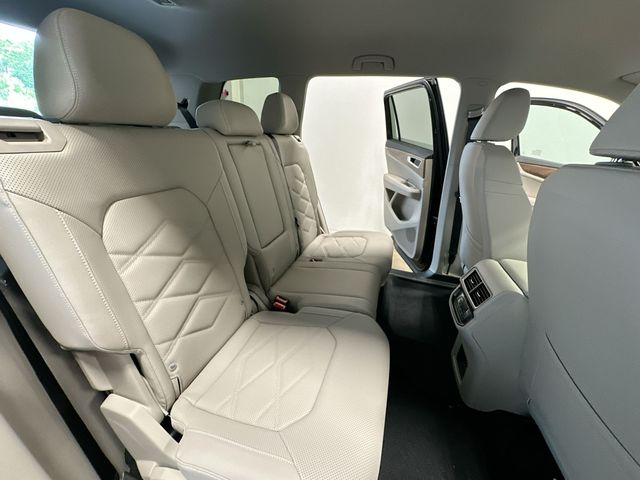 2026 Volkswagen Atlas 2.0T SE Black at South Hills CDJR