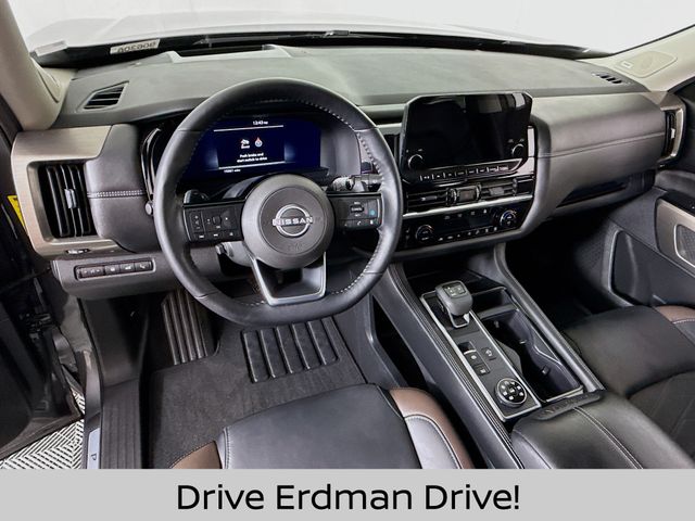 Used 2023 Nissan Pathfinder SUV
