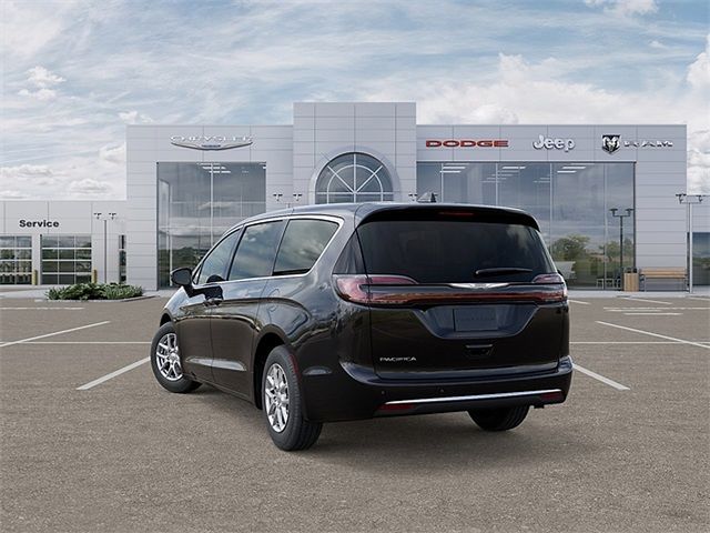 New 2026 Chrysler Pacifica Select For Sale in East Hanover, NJ