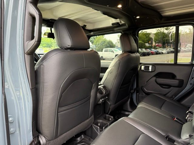 Used 2025 Jeep Gladiator Truck
