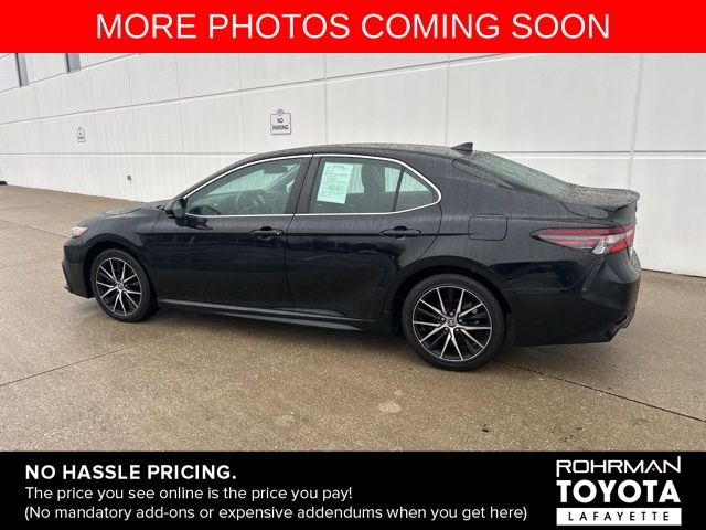 2021 Toyota Camry SE 4