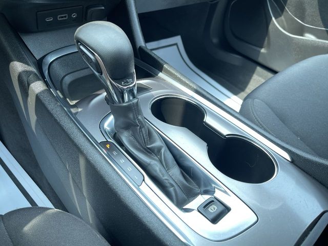 Used 2022 Chevrolet Malibu For Sale in New Hudson, MI