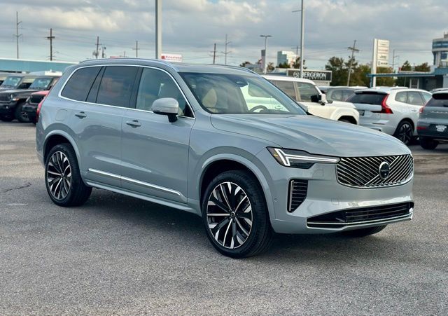 2026 Volvo XC90 B6 Plus 7-Seater