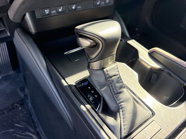 2025 Lexus ES - $46,788