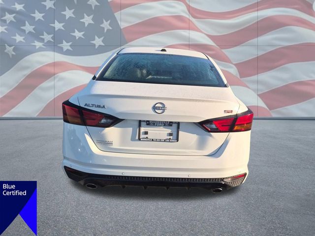 Used 2026 White Nissan 2.5 SR image 4