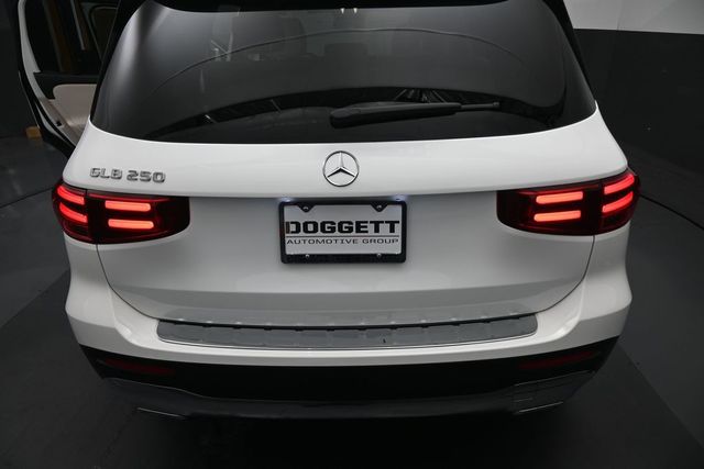Used 2025 Mercedes-benz GLB SUV