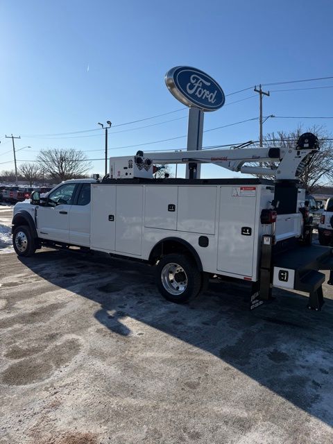 New 2026 White Ford XLT image 2