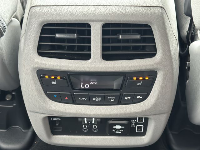 2022 Honda Pilot Touring - Photo 20