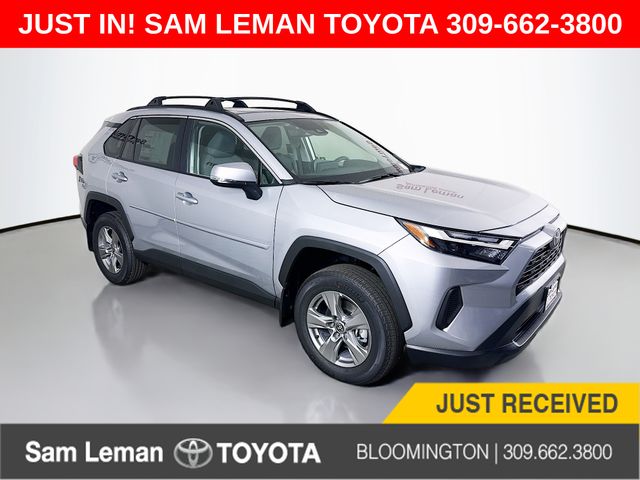 Silver Sky Metallic 2025 Toyota RAV4 XLE AWD SUV / Crossover All-Wheel Drive 8-Speed Automatic
