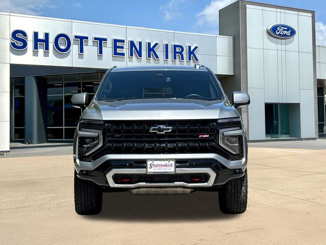 Used 2025 Gray Chevrolet Z71 image 2