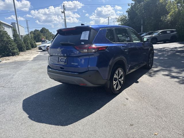 Used 2022 Blue Nissan SV image 5