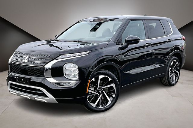 2024 Mitsubishi Outlander SE FWD