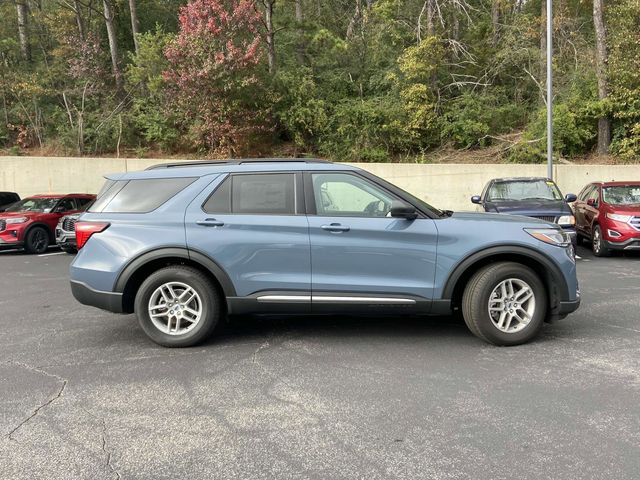 2025 Ford Explorer Active 2