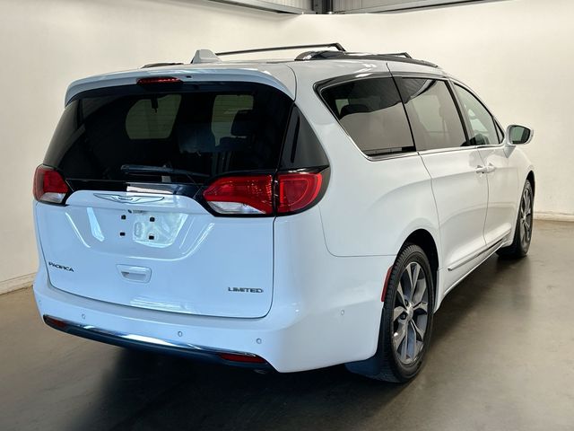 2017 Chrysler Pacifica Limited White at Auto Express Mitsubishi