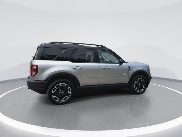 Used 2023 Silver Ford Outer Banks image 11