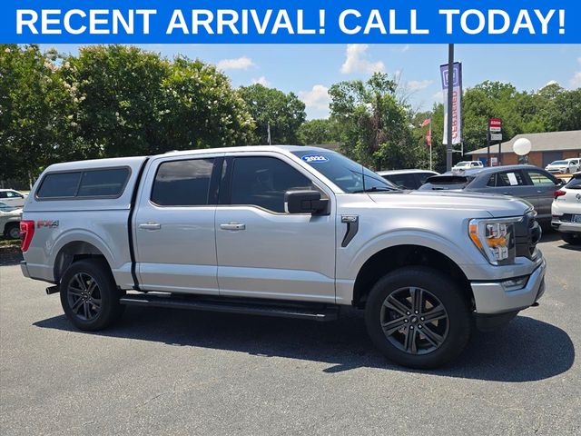 Silver Metallic 2022 Ford F-150 XLT SuperCrew 4WD Pickup Truck Four-Wheel Drive Automatic