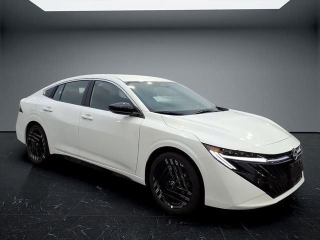 Aspen White Tricoat 2026 Nissan Sentra SR FWD Sedan Front-Wheel Drive Continuously Variable Transmission