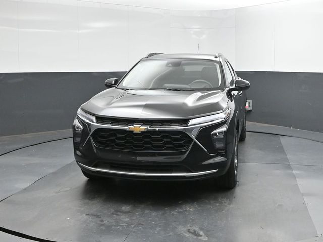 Used 2025 Chevrolet Trax SUV