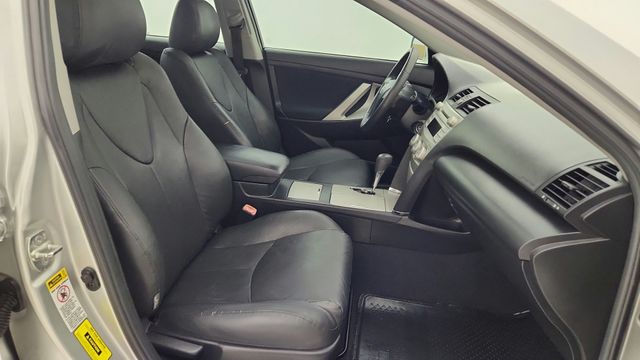 2011 Toyota Camry SE Silver at Emmons Autoplex