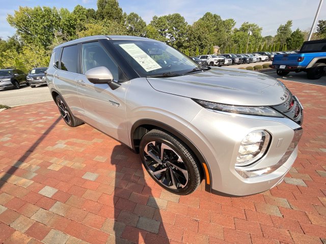 Used 2025 Mitsubishi Outlander PHEV SUV