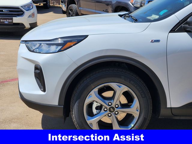 2025 Ford Escape ST-Line photo